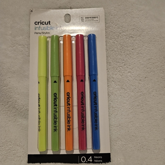 Cricut Infusable Ink Markers - Picture 1 of 1